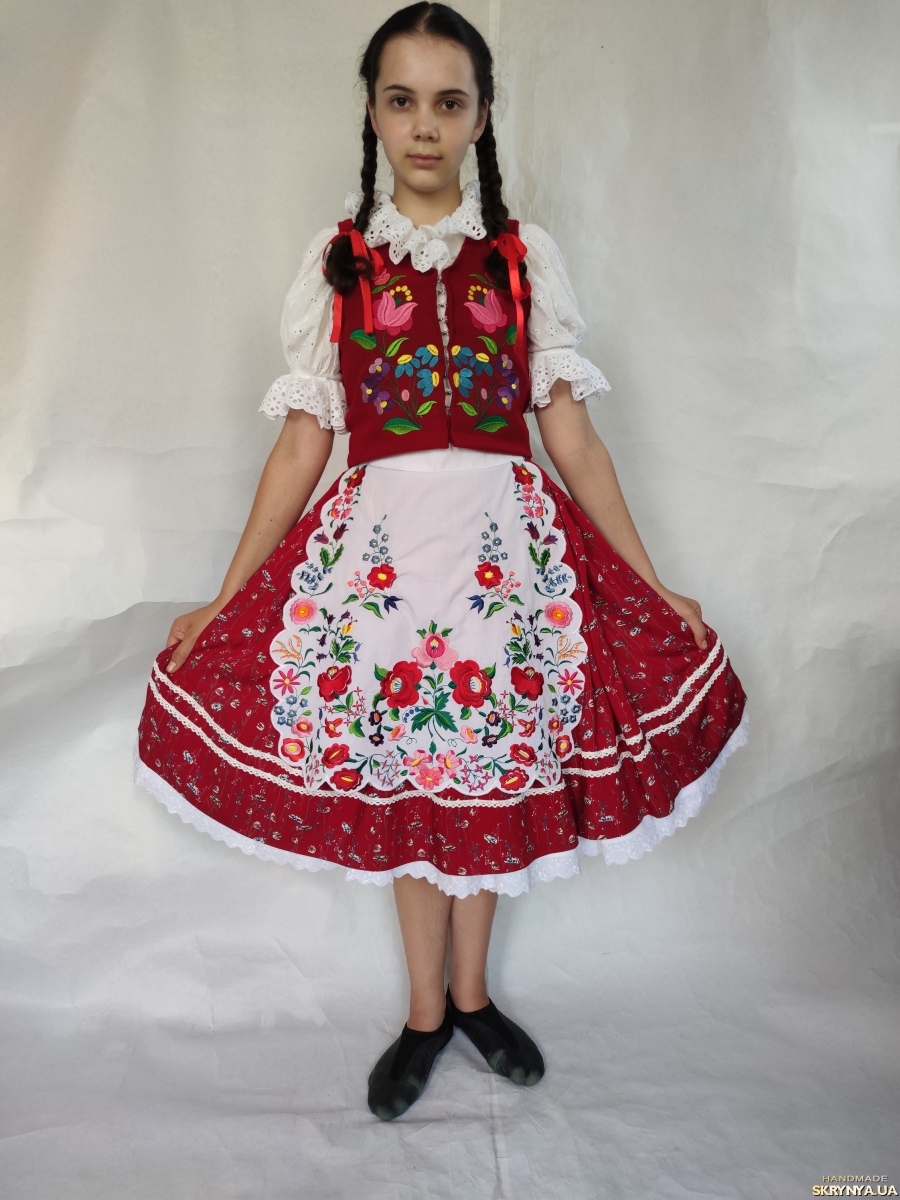 hungarian traditional dress in the 19th and early 20th centuries Hungarian woman costume I started